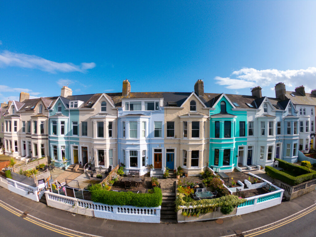 Discover how high-net-worth buyers can manage stamp duty, CGT, and CAT on premium Irish property. We provide expert, reassuring guidance to protect your wealth.