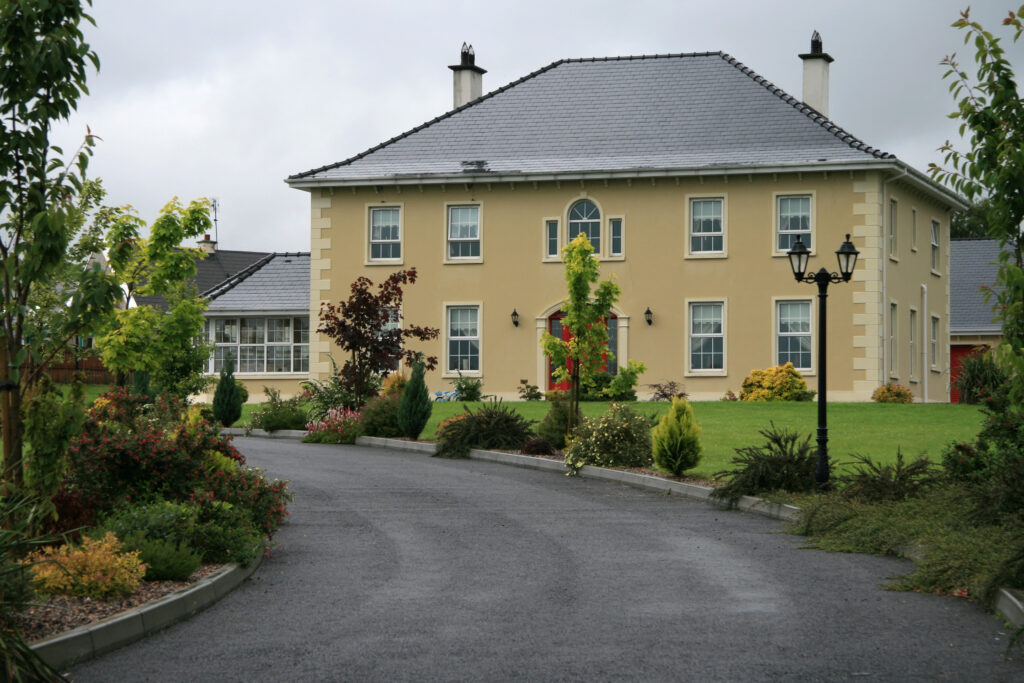 Irish residential Stamp Duty becomes more complex at higher values. We explain the progressive rates, apartment rules, bulk acquisitions and key planning considerations.